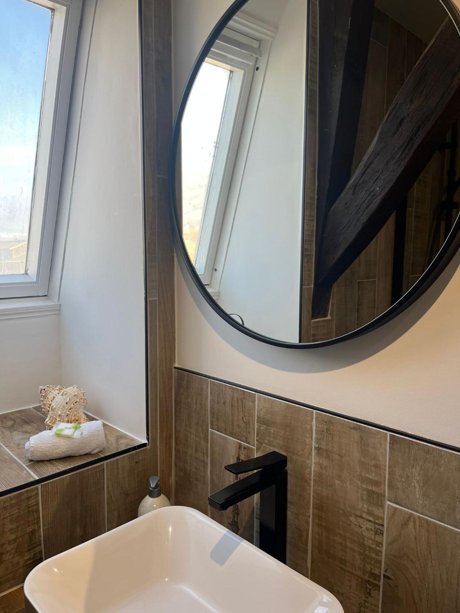 Le Logis D'anahy Apartment *